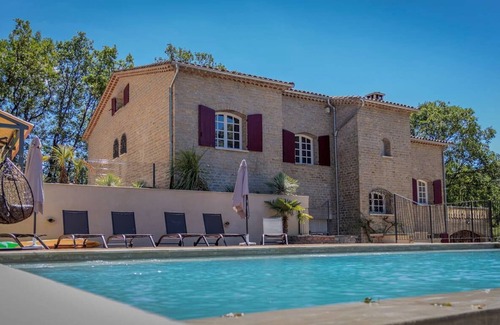 Saint-Jean-du-Pin Casa | Suite with whirlpool bath in the heart of the Cevennes mountains