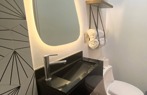 Cuauhtémoc Hotel | Suites Alcazar