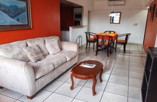 San Salvador Apartamento | Suites & Apartments San Benito Flats