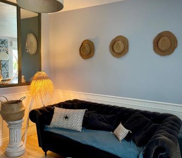 Bures Cama Y Desayuno | SUITES EN PERCHE-Proche Mortagne