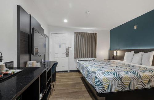Central Escondido Hotel | Suites Escondido CA