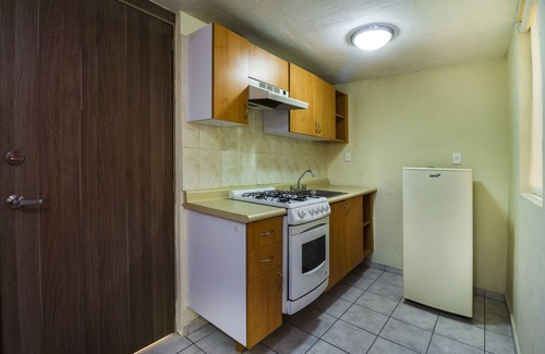 Zona Expo Hotel | Suites Navata