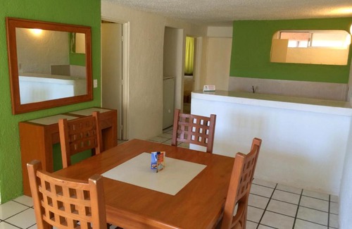 Manzanillo Hotel | Suites Santa Barbara