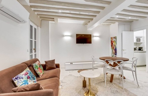 Gaillon Apartamento | SuiteThérèse / Quiet Louvre & Opera AC 4G