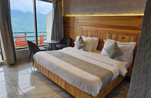 Mussoorie Hotel | Sukh Roshan Restro and Hotel