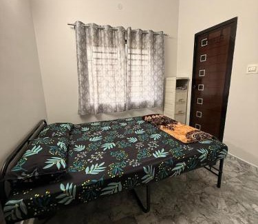 Adyar Apartamento | Sukruthi service apartment 1bhk