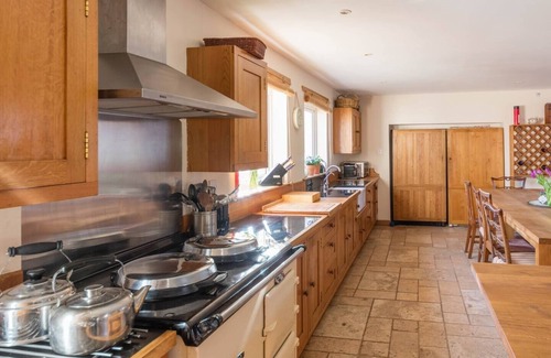 Tarbert Casa | Suleskerry: stunning views, hot tub & games room