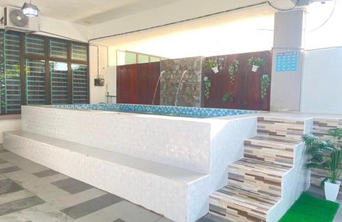 Kuantan Casa | Sulong Inn - Private Pool Homestay in Kuantan, Pantai Sepat