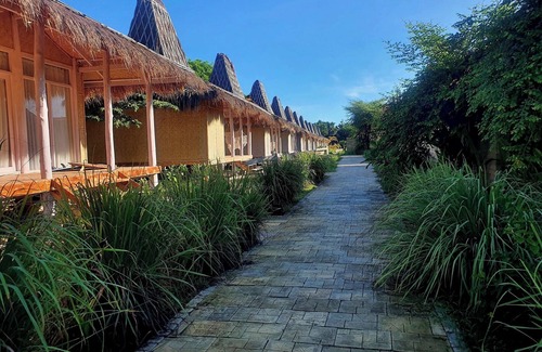 East Sumba Casa | SUMBA PARADISE ATLANTIS BUNGALLOW! The Place of Heaven in the Earth Paradise !