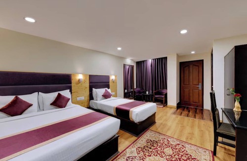 Darjeeling Hotel | Sumitel Hotel 500 meters from Mall Road