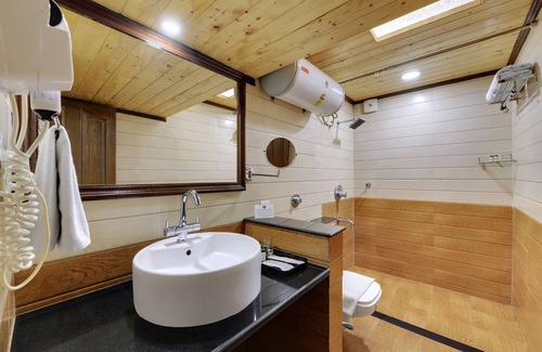 Darjeeling Hotel | Sumitel Hotel 500 meters from Mall Road
