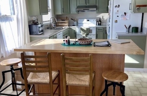 Gregory Casa | Summer '26 Monthly Rental Lakefront Home Ann Arbor/Chelsea/Dexter & Rec Trails