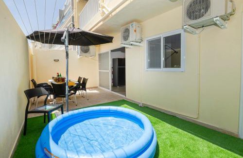 Mellieha Apartamento | Summer Breeze 3 Bedroom Family Maisonette with sunny terrace in Mellieha - by Getawaysmalta