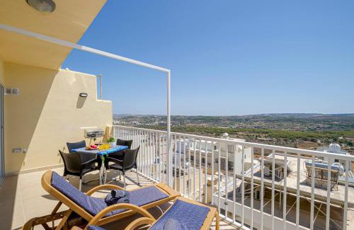 Mellieha Apartamento | Summer Breeze apartment with terrace with Panoramic views - by Getawaysmalta