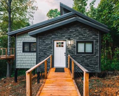 Wildwood Casa | Summer Breeze at Willow Treehouse -Treetop Escapes