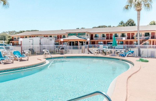 Panama City Beach Hotel | Summer Breeze Motel