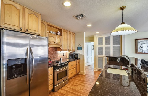 Hershey Beach Cabaña | 4514smrbrzehbnh - Summer Breeze