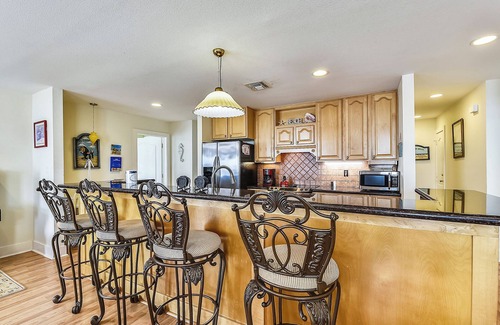 Hershey Beach Cabaña | 4514smrbrzehbnh - Summer Breeze