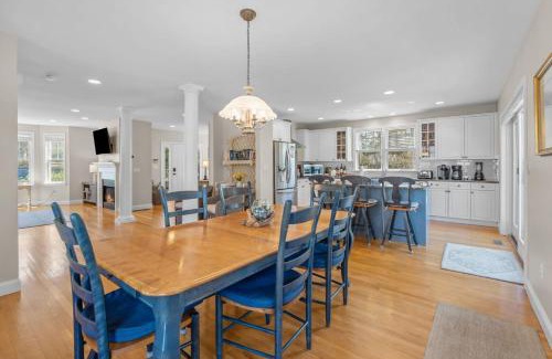Summersea Casa | Summer by the Sea - Central to all beaches & ponds