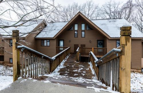 Wintergreen Casa | Summer Condo Pool Access Walk To Wintergreen
