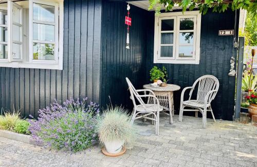 Karrebksminde Casa | Summer Cottage Idyll In Charming Karrebæksminde!