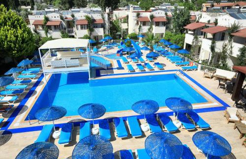 Bitez Apartamento | Summer Garden Suites Beach Hotel