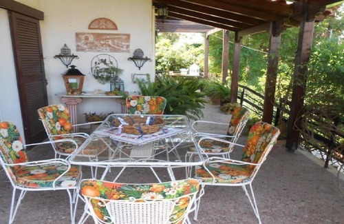 Nea Makri Casa | Casa de verano con hermoso jardín.