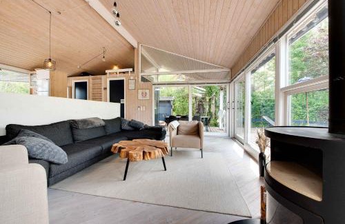 Tikob Casa | Summer House With Terrace Overlooking Nature