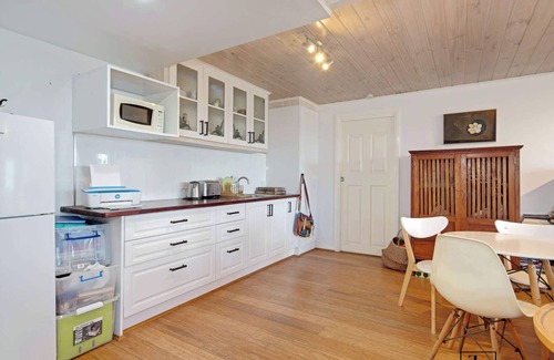 Malua Bay Casa | Summer Loving - Waterfront and Pet Friendly