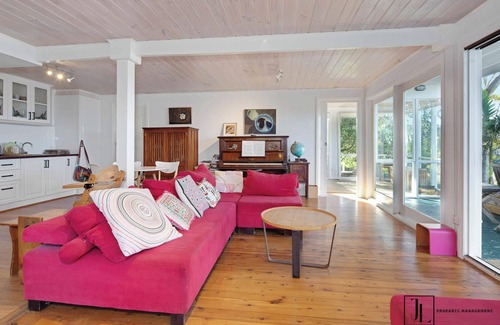 Malua Bay Casa | Summer Loving - Waterfront and Pet Friendly