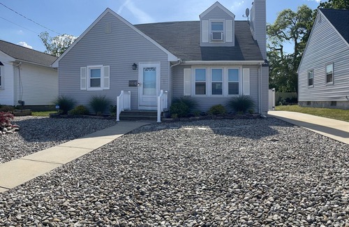 Point Pleasant Beach Casa | Summer modern rental. Close to the beach.