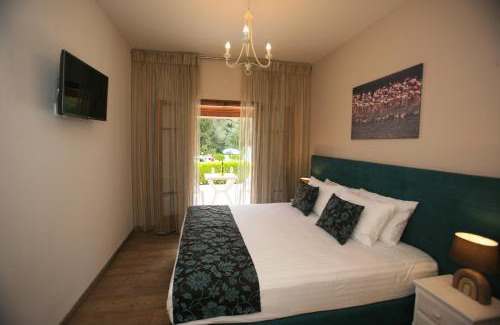 Ipsos Complejo | Summer Nights Bed & Breakfast