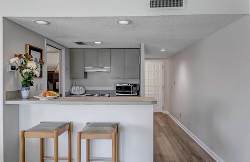 Sawgrass Condominio | Summer Place Bliss condo near beach w/ pvt patio