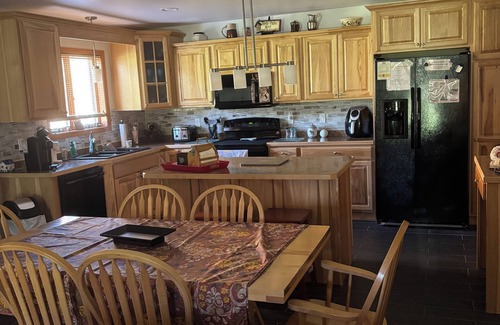Arkdale Condominio | Summer Rental at Northern Bay Golf Resort at Castle Rock Lake - sleeps 9