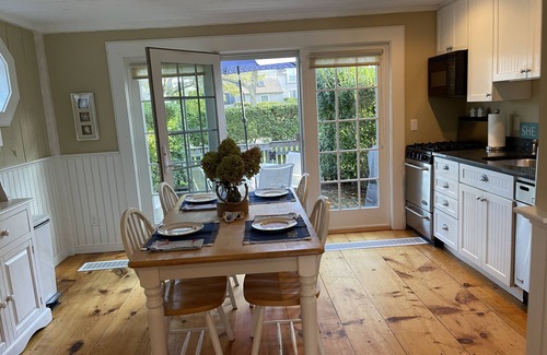 Mashpee Casa | SUMMER RETREAT AWAITS YOU