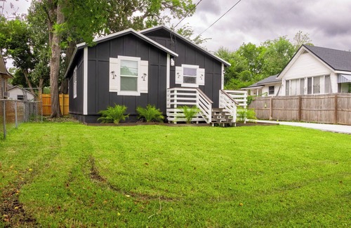 Murray Hill Casa | ~Summer's Last Cottage Sleeps 7 Hammock Haven~