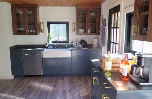 Cape Porpoise Cabaña | Summer Sale. A Few Prime Weeks Still Available. Exclusive Waterfront Cottage.