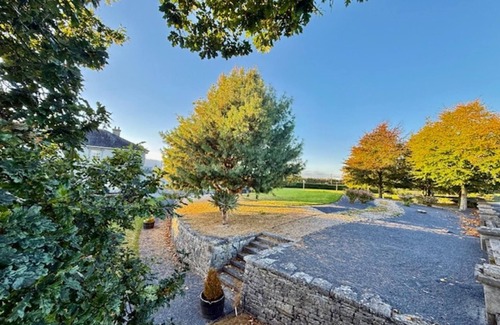 Holycross Casa | Summer Sale! Beakstown House Luxurious 5-bed Villa