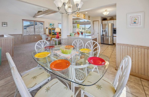 Frisco Casa | SUMMER SAVINGS - Oceanview Dog Friendly Home with Grills and Nearby Beach Access