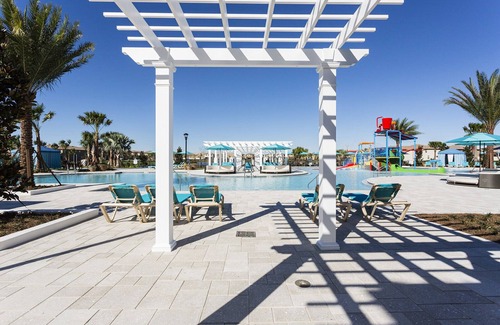 Four Corners Cabaña | Summer Solstice @ Windsor Westside by Shine Villas #114