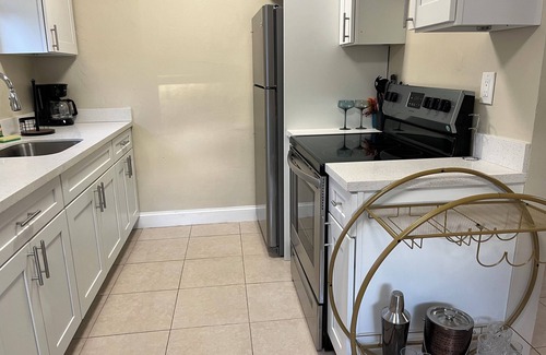 Downtown Fort Lauderdale Casa | Summer Special:Experience downtown charm 10 min drive to Las Olas