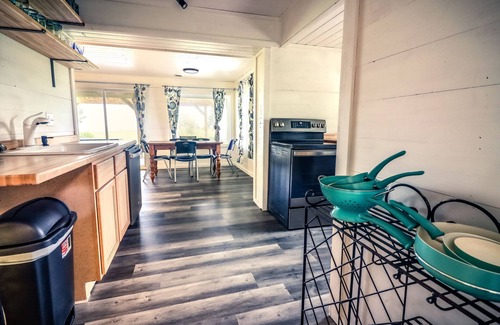 La Pointe Casa | SUMMER SPECIALS Beautiful lake front, beach and pool table