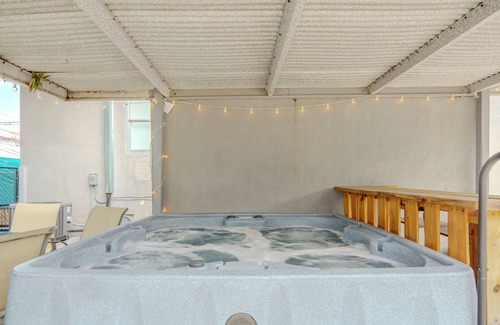 East Little Havana Casa | Summer Stay - Hot Tub - 5min to Brickell & Nightlife