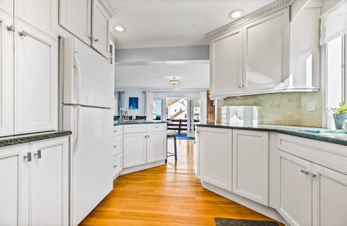 Greenbush Casa | Summer Wind Beach House - Ocean views, families, groups, pet friendly!
