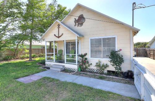 Rockport Casa | Summer Wind Cottage