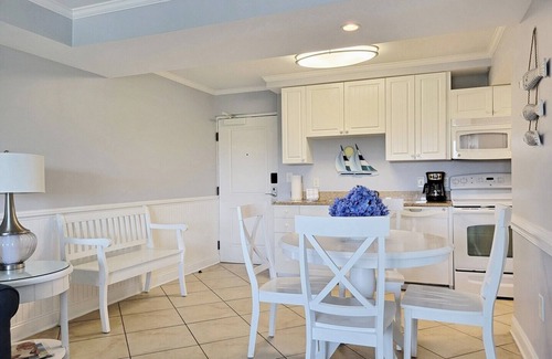 North Litchfield Beach Condominio | Summerhouse Condo at Litchfield by the Sea, Pool Plaza, Resort Beach Access