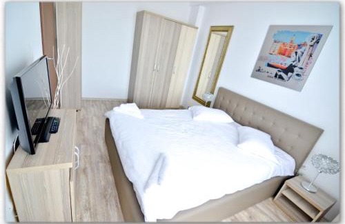 Constanta Apartamento | Summerland Luxury Studios by the sea