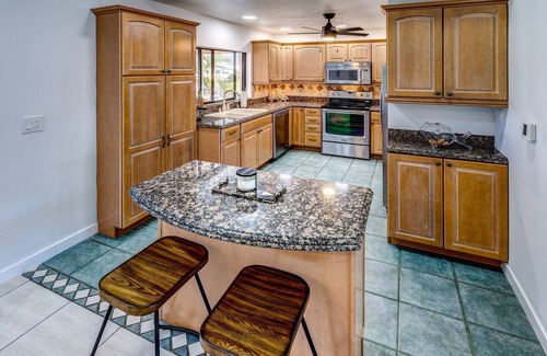 Summerland Key Casa | Summerland Sanctuary: 3BR Canal Front Retreat with Private Pool, Dockage & Premier Boating/Fishing