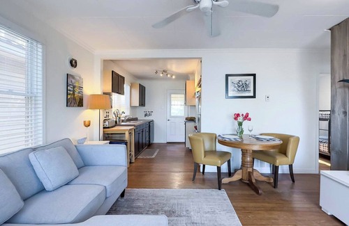 Central Huron Cabaña | Summerset Cottage, Lakeview Hot Tub - Private Lake Access