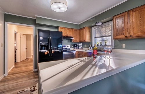 Mount Nebo Cabina | The Fun Hollow Cabin – Private Deck, Fire Pit & BBQ